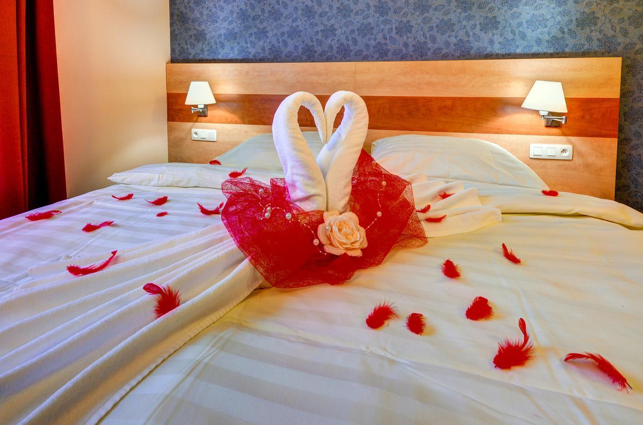 Hotel Toc Lipova Lazne Εξωτερικό φωτογραφία